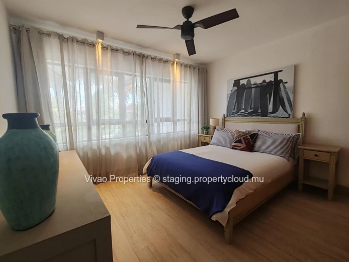 Luxury Duplex within Black River Marina offering Stunning Views.3 bedroom Fully Furnished, Private Mooring, Parking, ...