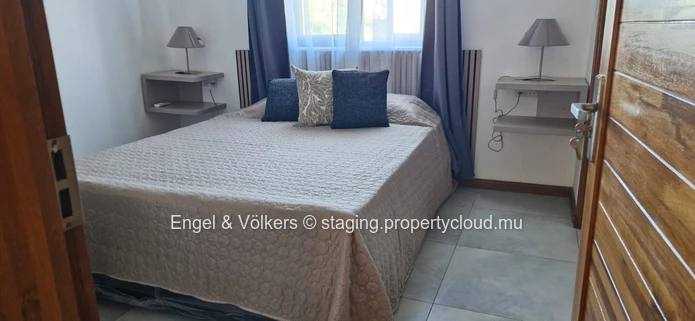 FOR RENT : 3 Bedroom apartment with rooftop in Flic en Flac