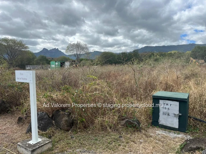 Land for sale in Tamarin (Sole Mandate)