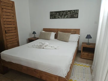 4 Bedroom Villa