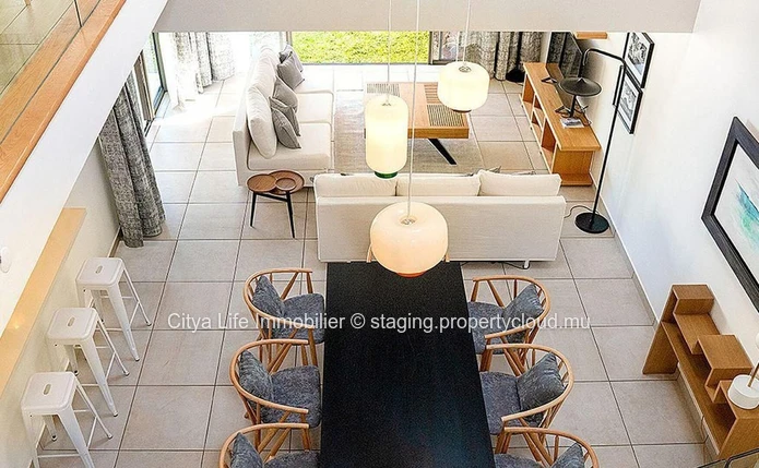 Exceptional Villa In Royal Park