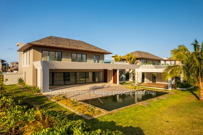 Villa 5 Chambres à Vendre – Grand Baie, Île Maurice
