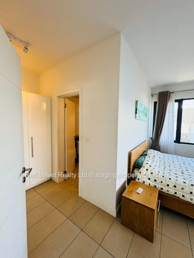 Penthouse meublé à louer à Rivière Noire - Black River, 230m², 3 chambres, services et aménités inclus, vue sur mer. ...