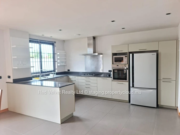 For Rent: Luxurious Family Home in Ebene | Rs 85,000/month (Negotiable)