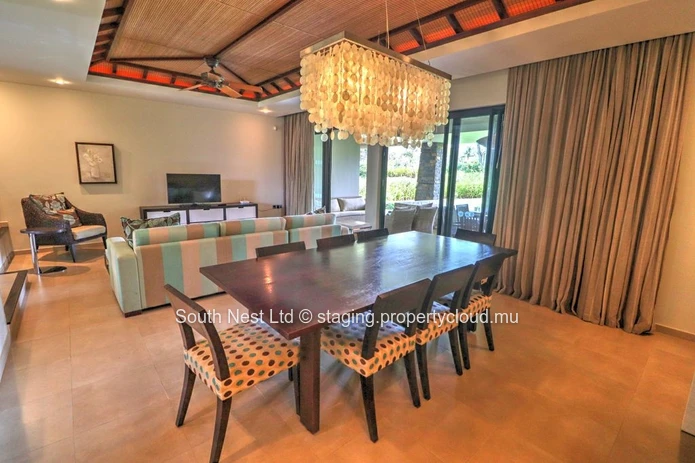 Golf view apartment in a golf and seaside estate