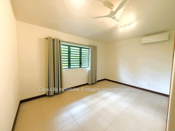 Prestigious Villa with Private Pool in Black River