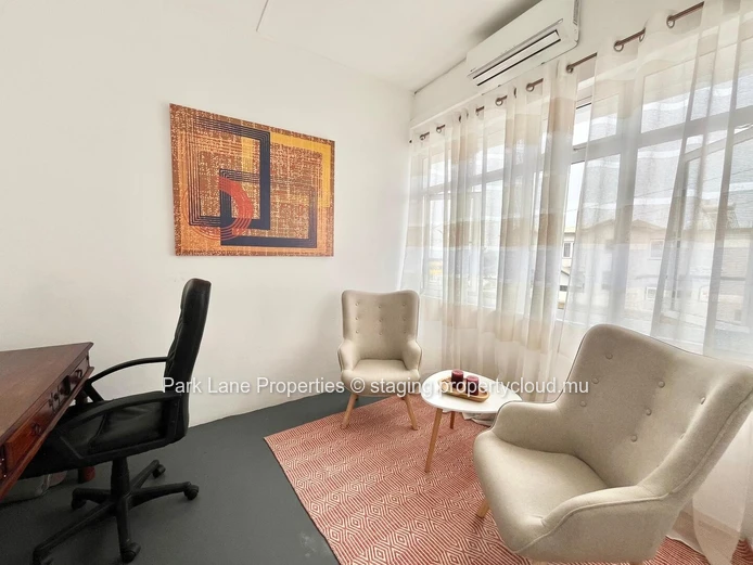 Bright & Versatile Commercial Space for Rent – Roches Brunes, Beau Bassin