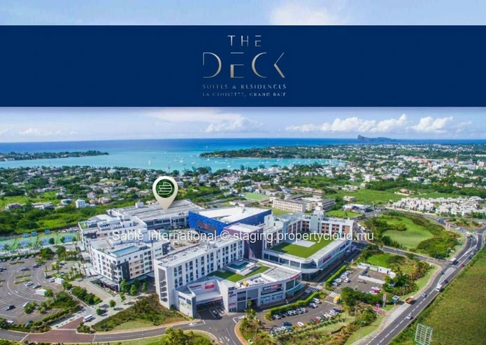 Stunning Mall Apartments with Sea Views in Grand bay, Communal Pool 