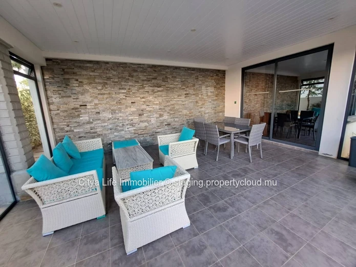 Stunning 5-Bedroom Villa in Mont Choisy