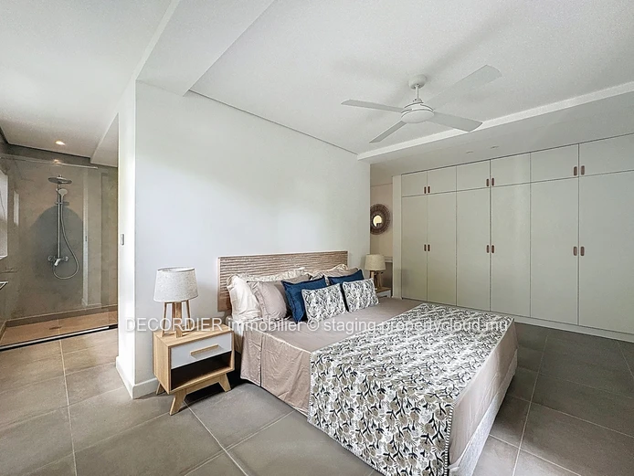 Magnificent duplex apartment in Pointe aux Cannoniers