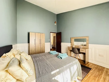 3 Bedroom Apartment