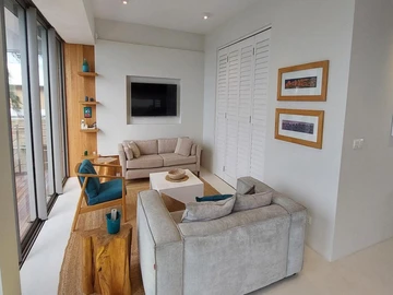 4 Bedroom Apartment