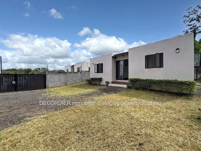 Single-Storey House with Garden – Grand Baie