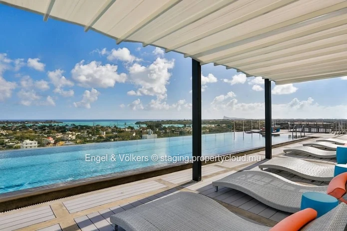 Luxury Lock-Up-and-Go Apartment – Panoramic Views, Effortless North Coast Living
