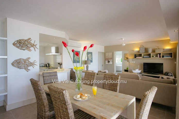 Cap Malheureux - Magnificent penthouse on the beachfront
