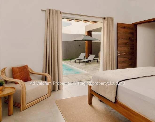 For Sale – New Secure 4-Bedroom Villa, Steps from the City and the Forest