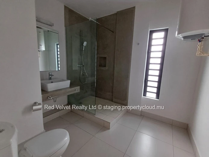 Your Perfect 3-Bedroom Apartment for rent Awaits!