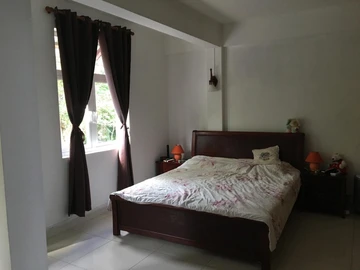 4 Bedroom Building