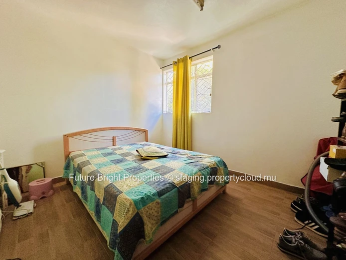 Opportunity Not to Be Missed: Modern Apartment in Roches Brunes
