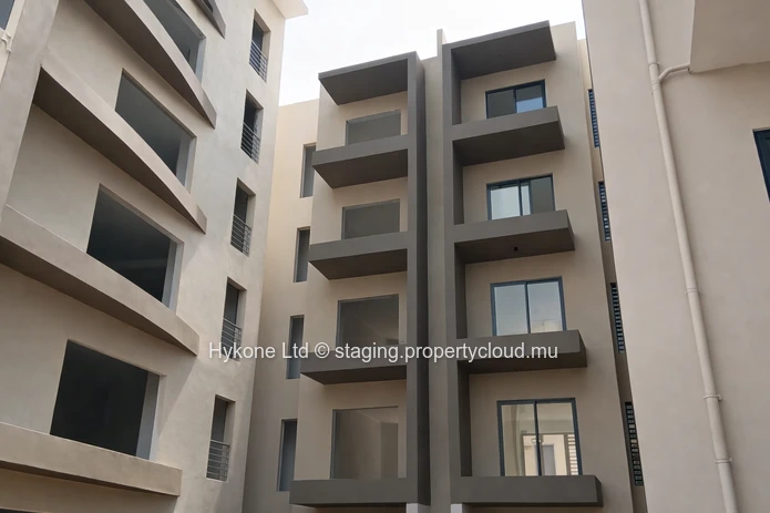 New Apartment For Sale In Quatre Bornes (R+2)