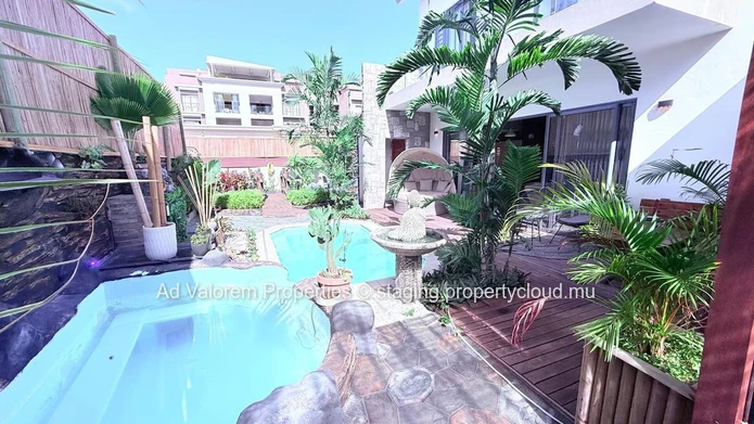 Villa for sale in Tamarin