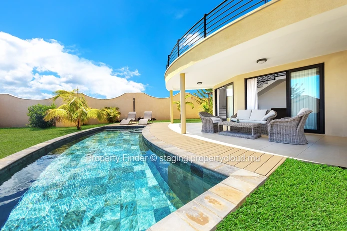 Stylish house in Albion For Sale