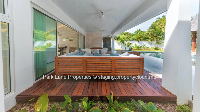 For Sale – Elegant 3-Bedroom Contemporary Villa with Private Pool in Grand Bay.