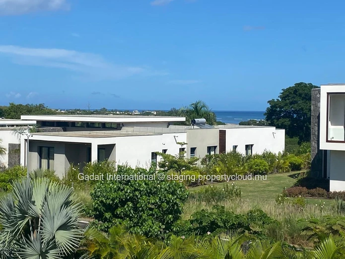 Contemporary 4-Bedroom Villa with Private Pool and Sea View – Akasha Estate, Tamarin