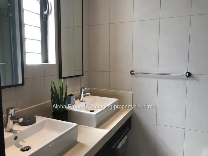 For Sale – Stylish 3-Bedroom Apartment in Bagatelle- Rs