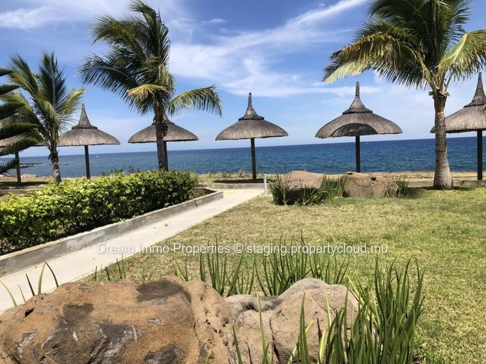 Beachfront! Somptuous Sea View Resale Apartment In Flic En Flac – Mauritius