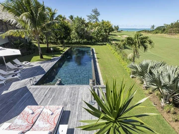 5 Bedroom Villa