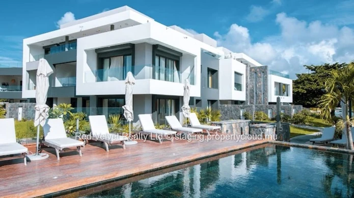  Luxurious Beachfront Apartment for Rent in Pereybere, Grand Baie