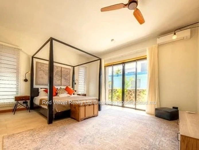  Luxurious Beachfront Apartment for Rent in Pereybere, Grand Baie
