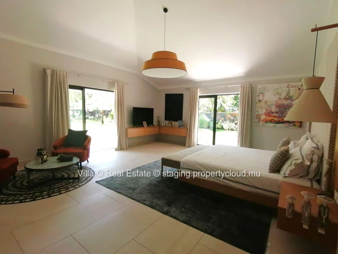 Gorgeous villa completely renovated, with multiple openings to a very large terrace and its lovely pool, overlooking ...