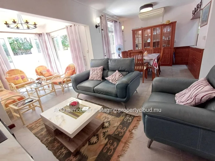 For sale charming 3 bedroom townhouse with private pool