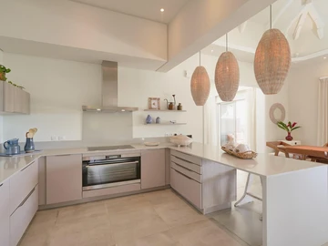 4 Bedroom Villa