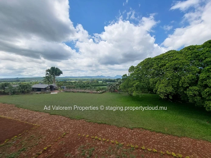 For Rent in Belle-Vue – Stunning 4-Bedroom Apartment – Brand New & Fully Furnished!