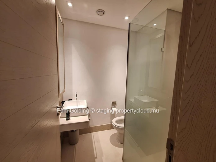 Modern 3 Bedroom Duplex in La Balise Marina, Black River
