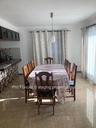 Enjoy a Convenient and Comfortable Location in Ébène!