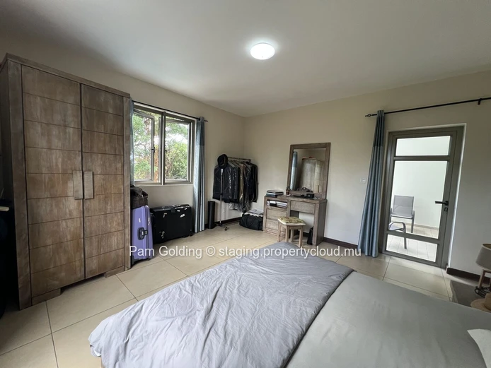3 Bedroom Apartment minutes from the beach in Tamarin