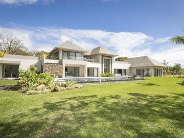 4 Bedroom Villa