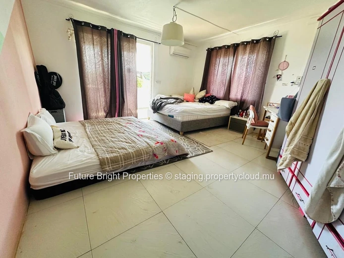 Dream Family Home Awaits in Pointe Aux Sables (Sole Mandate)