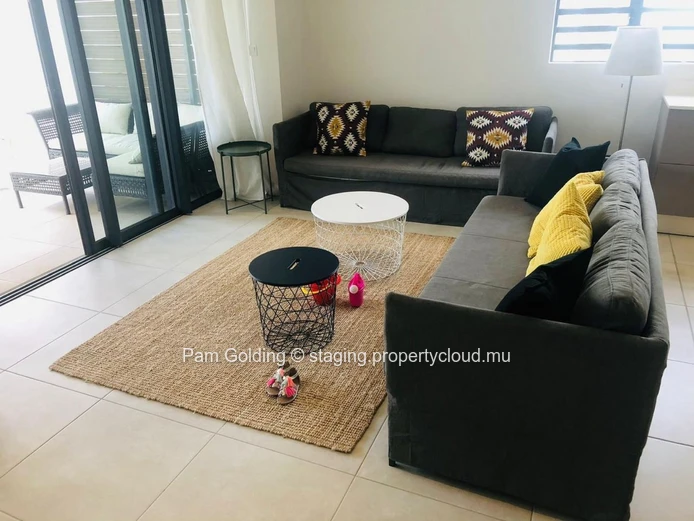 Modern and unique duplex for rent, mountain and river views