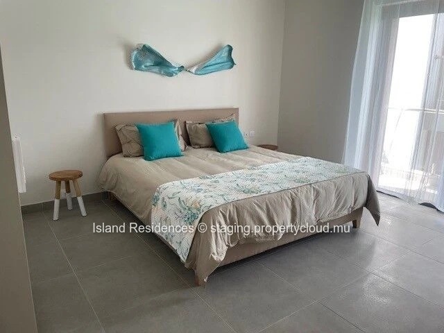 Newly built 3 bedroom apartment in a secure residence with pool and parking