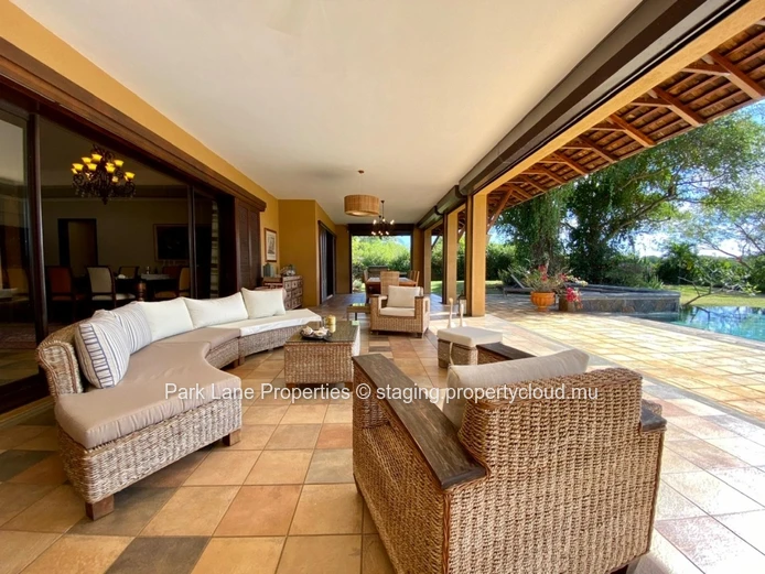 In Tamarin, high standard living in gated estate