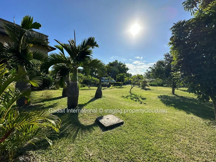 Matala Villa: villa with mountain view, tropical garden and private pool - Black River