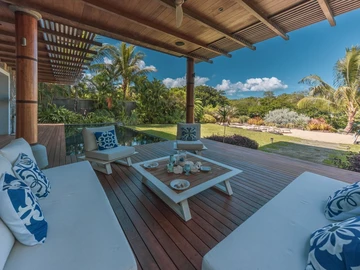 5 Bedroom Villa