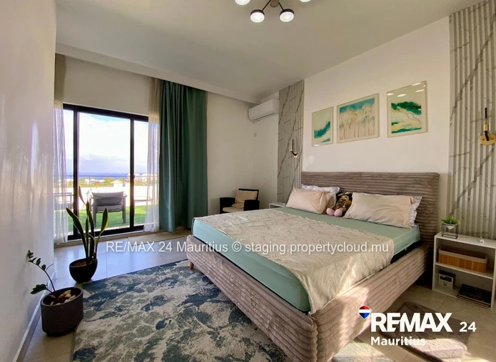 3-Bedroom Villa with Sea Views in Gated Community