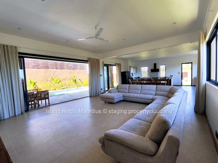 Prestigious 4-Bedroom Villa for Rent – Péreybère