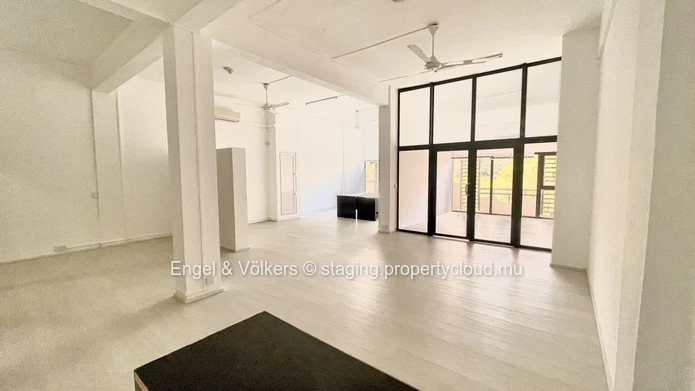 Bright Open-Plan Office with Mountain Views for Rent